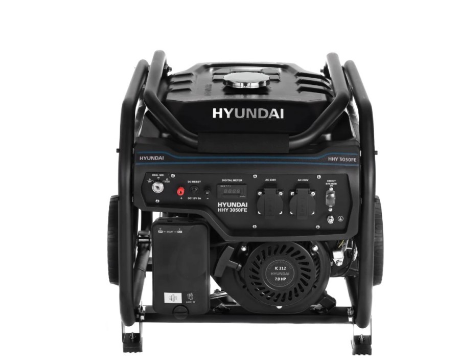 Hyundai HHY 3050FE, 220/12 В, 3.2кВт, на колёсах с АКБ